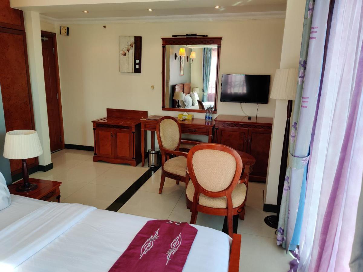 Hotel Nikko Towers Dar es Salaam Exterior photo